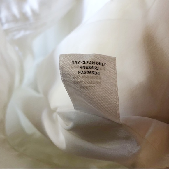 Halogen | White Petite Ankle Cropped Slacks 0 - Picture 6 of 8